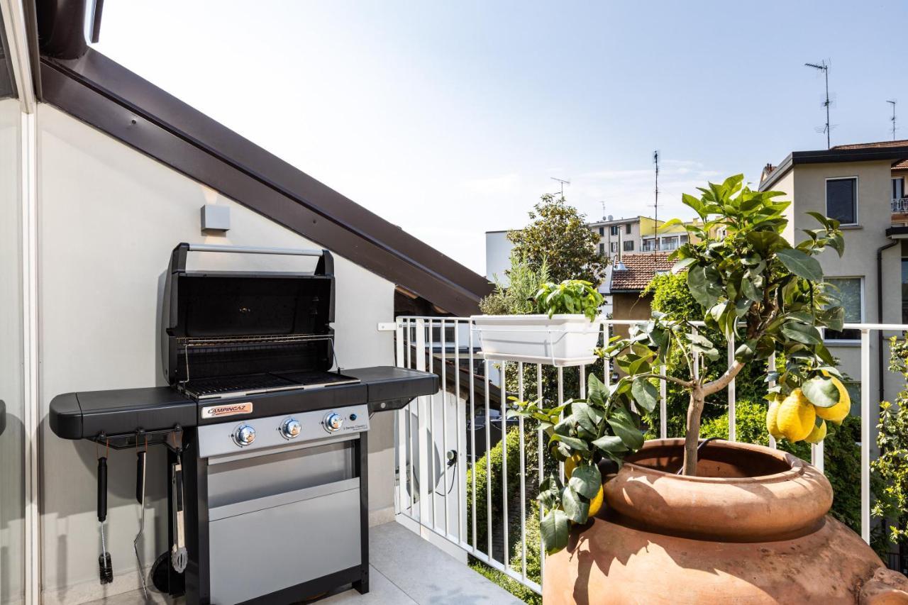 *villa Olivo*with Private Terrace & Jacuzzi + 3bedrooms Mailand
